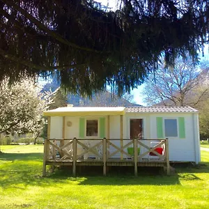 2* Campsite Camping Le Verger Fleuri